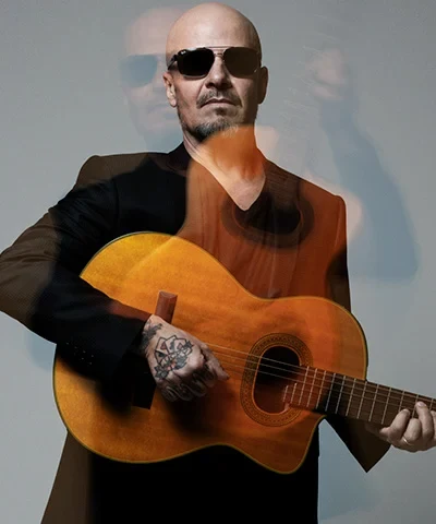 Arte oficial — SÉRGIO BRITTO