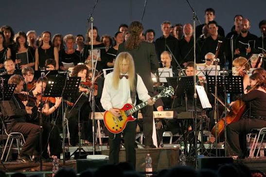 Therion em apresentação ao vivo